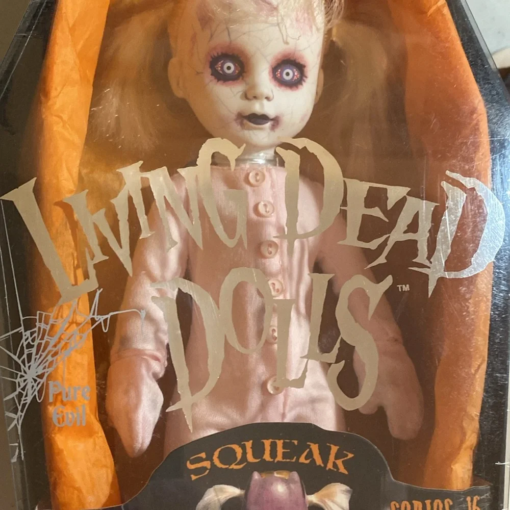 Living Dead Dolls Squeak Series 16